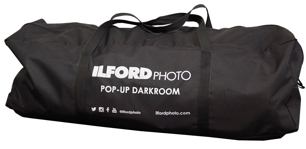 Ilford ra mắt buồng tối, bộ dụng cụ đi kèm và lịch quà tặng dành cho các nhiếp ảnh gia máy phim